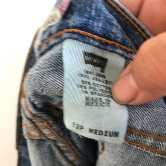 LEVI'S Denim Jean Shorts 529 Cutoff Shorts Size 12 - Picture 9 of 9